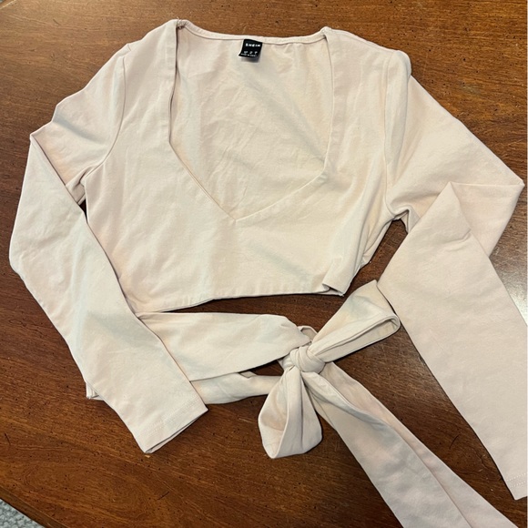 SHEIN Long Sleeve Crop - Picture 3 of 6